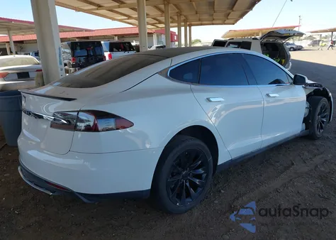 2013 Tesla Model S Performance из США, поврежденный, VIN 5YJSA1CP9DFP14057